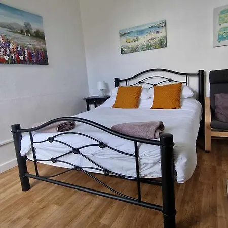Studio Apartment, Private Parking, Walk To Centre, Uni And Hospital, Long Stay Prices Exeter Exterior photo