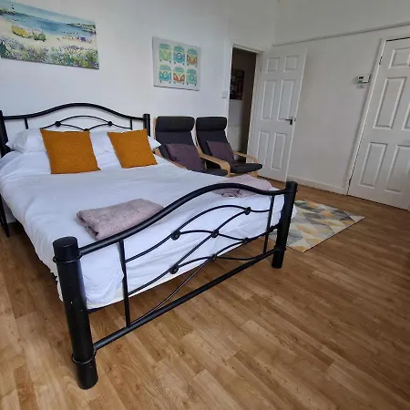 Studio Apartment, Private Parking, Walk To Centre, Uni And Hospital, Long Stay Prices Exeter Exterior photo